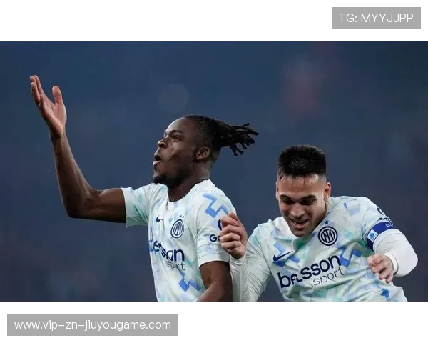 劳塔罗急停爆射力量十足，国际米兰锋线表现难挡